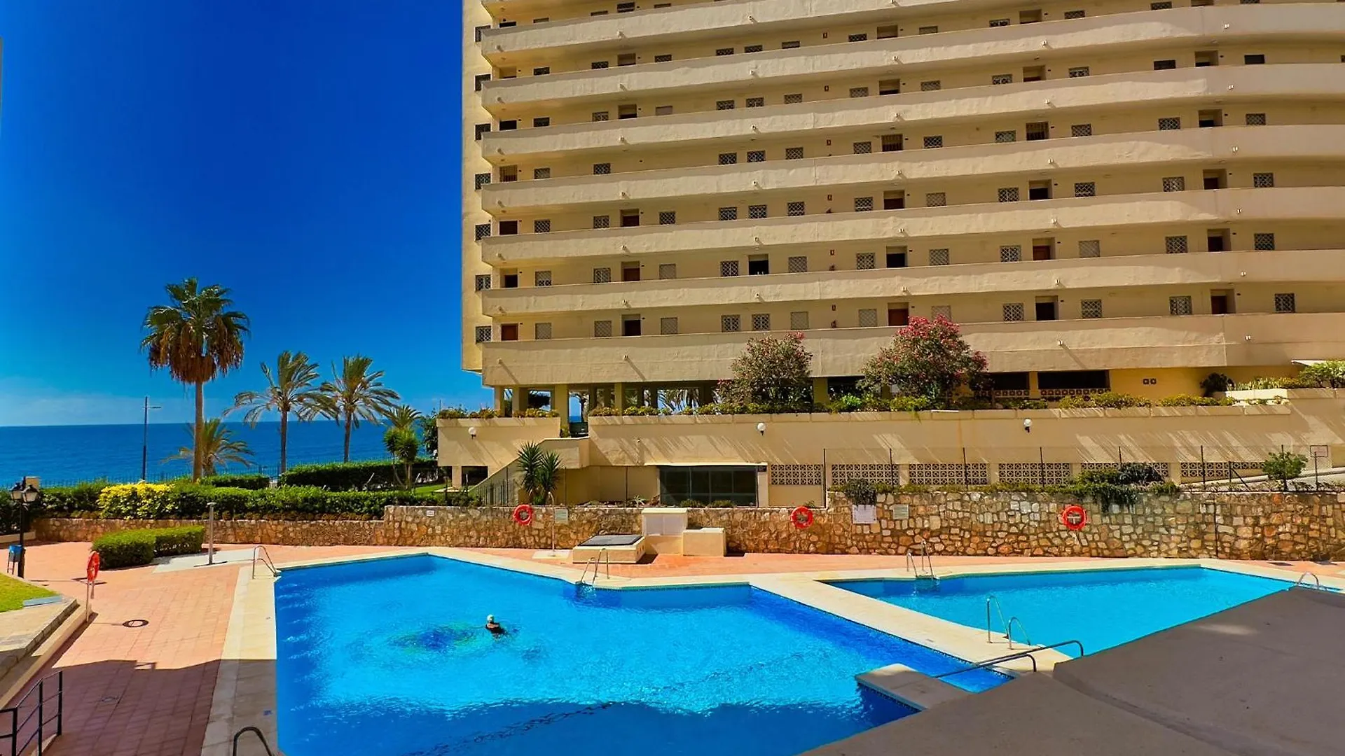 Modern Renovated One Bed Apartment In Edificio Apolo Marbella Center 0*,  Spain