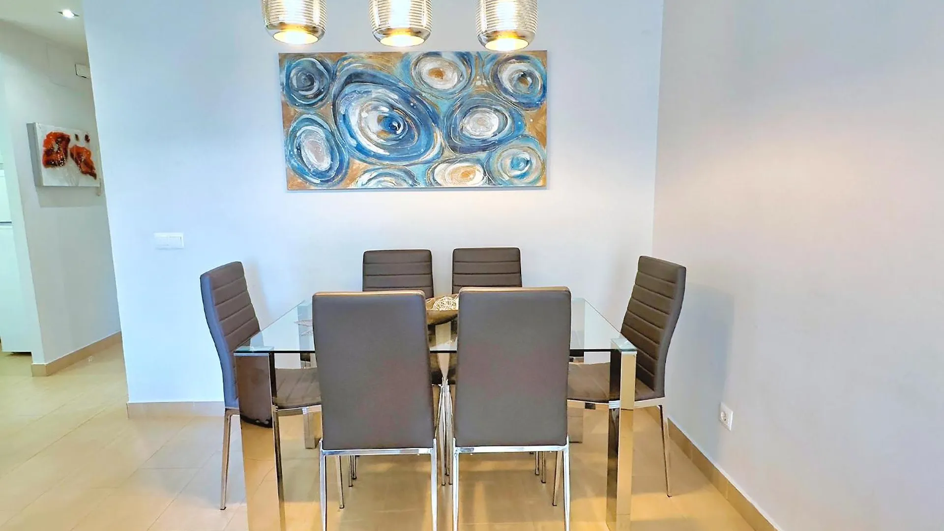 Modern Renovated One Bed Apartment In Edificio Apolo Marbella Center