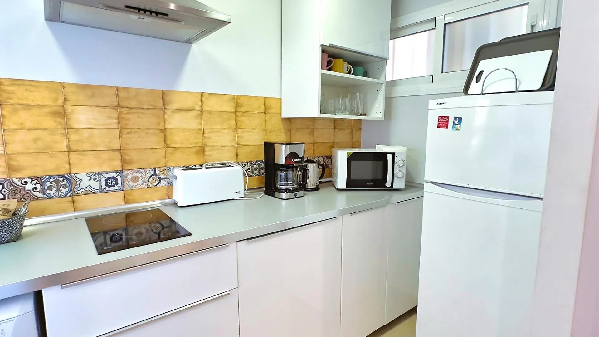 Modern Renovated One Bed Apartment In Edificio Apolo Marbella Center