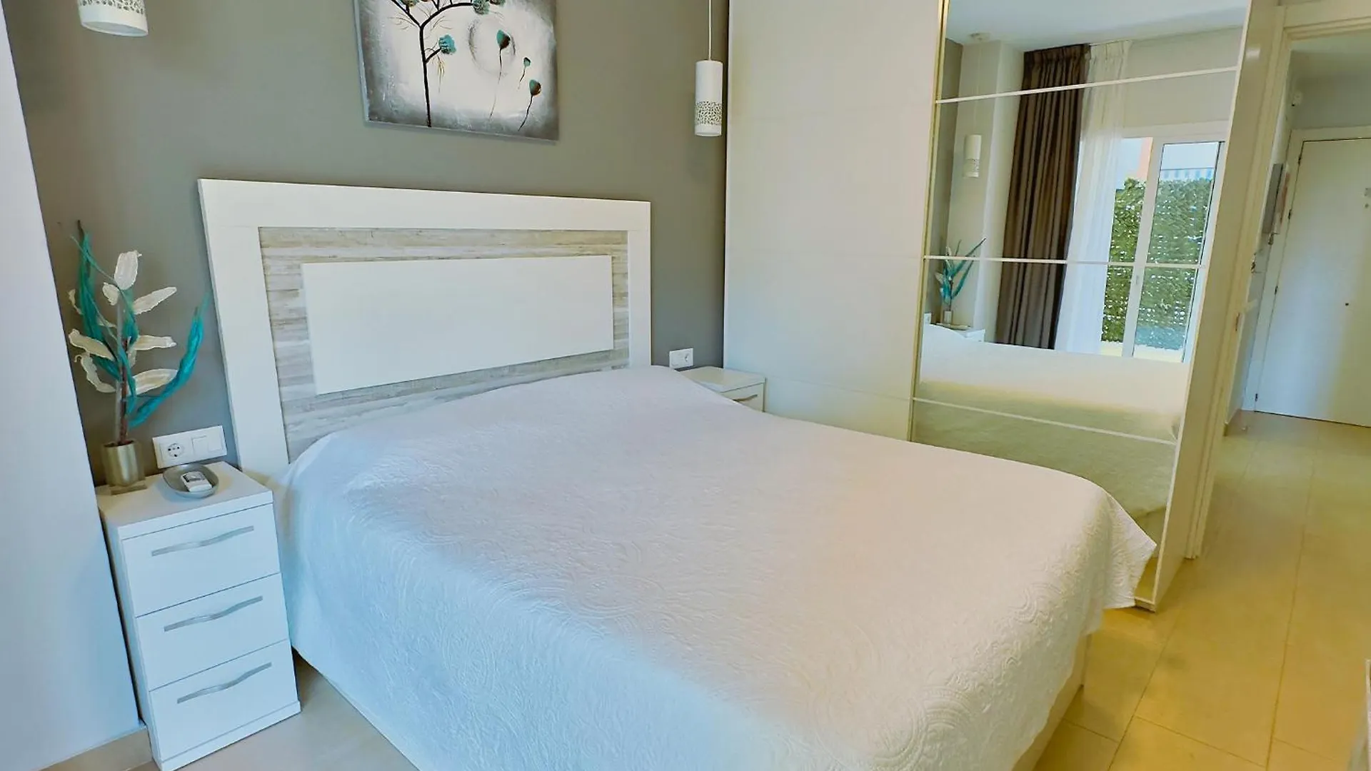 Modern Renovated One Bed Apartment In Edificio Apolo Marbella Center 0*,  Spain