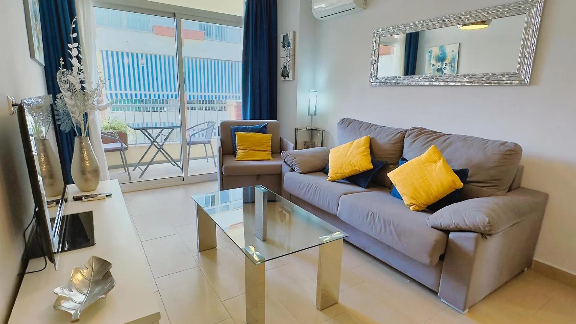 Modern Renovated One Bed Apartment In Edificio Apolo Marbella Center